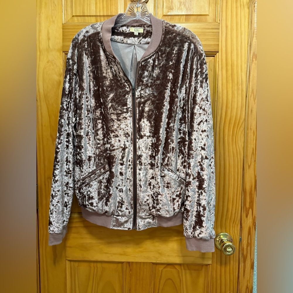 Kori size S mauve full zip heavy velvet jacket